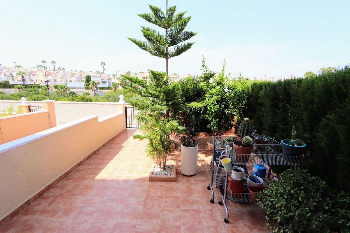 Apartamento de 2 habitaciones en Orihuela Costa en venta con piscina - 159.000 € (Ref: 9183664)