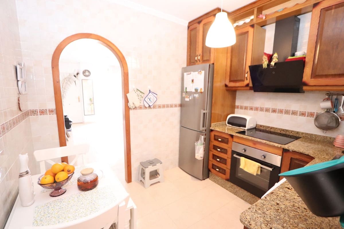 2 bedroom Apartment for sale in Orihuela Costa with pool - € 159,000 (Ref: 9183664)