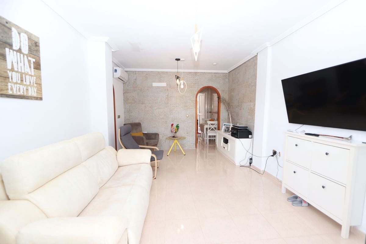 2 bedroom Apartment for sale in Orihuela Costa with pool - € 159,000 (Ref: 9183664)