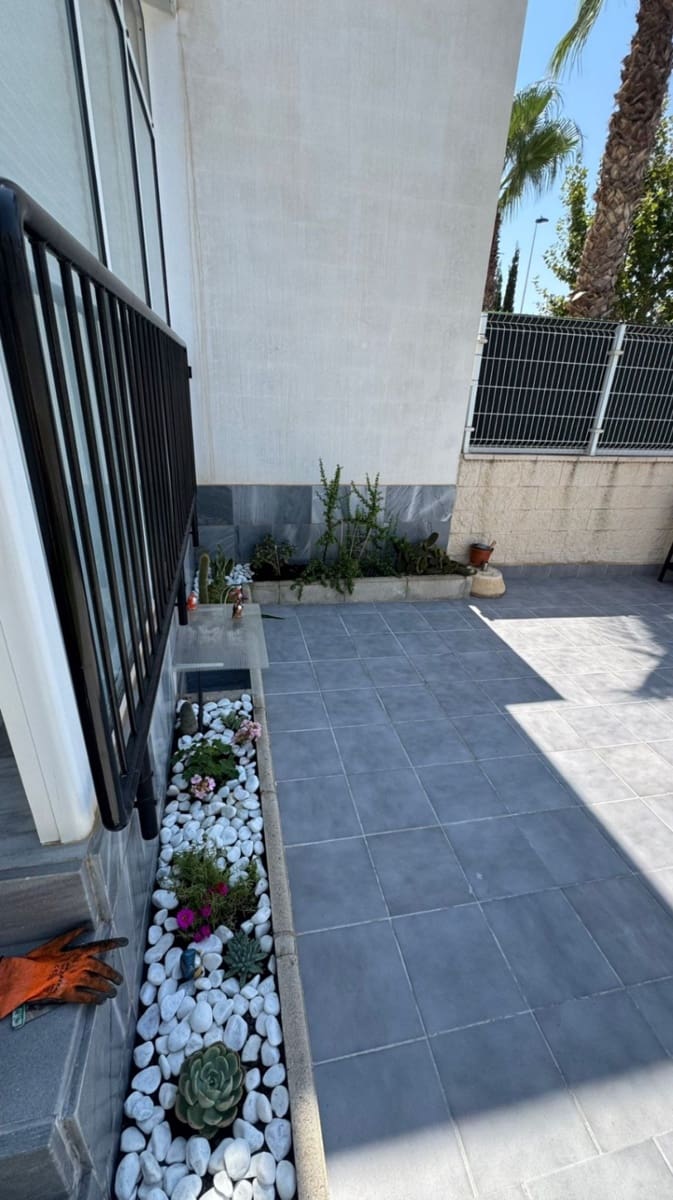 2 soveværelse Semi-Rækkehus til salg i Torrevieja med garage - € 240.000 (Ref: 9185415)