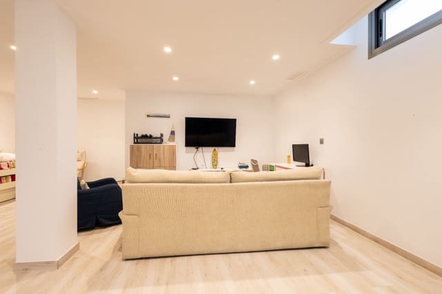 4 bedroom Villa for sale in Los Almendros (Orihuela Costa), Orihuela - € 536,500 (Ref: 9185416)