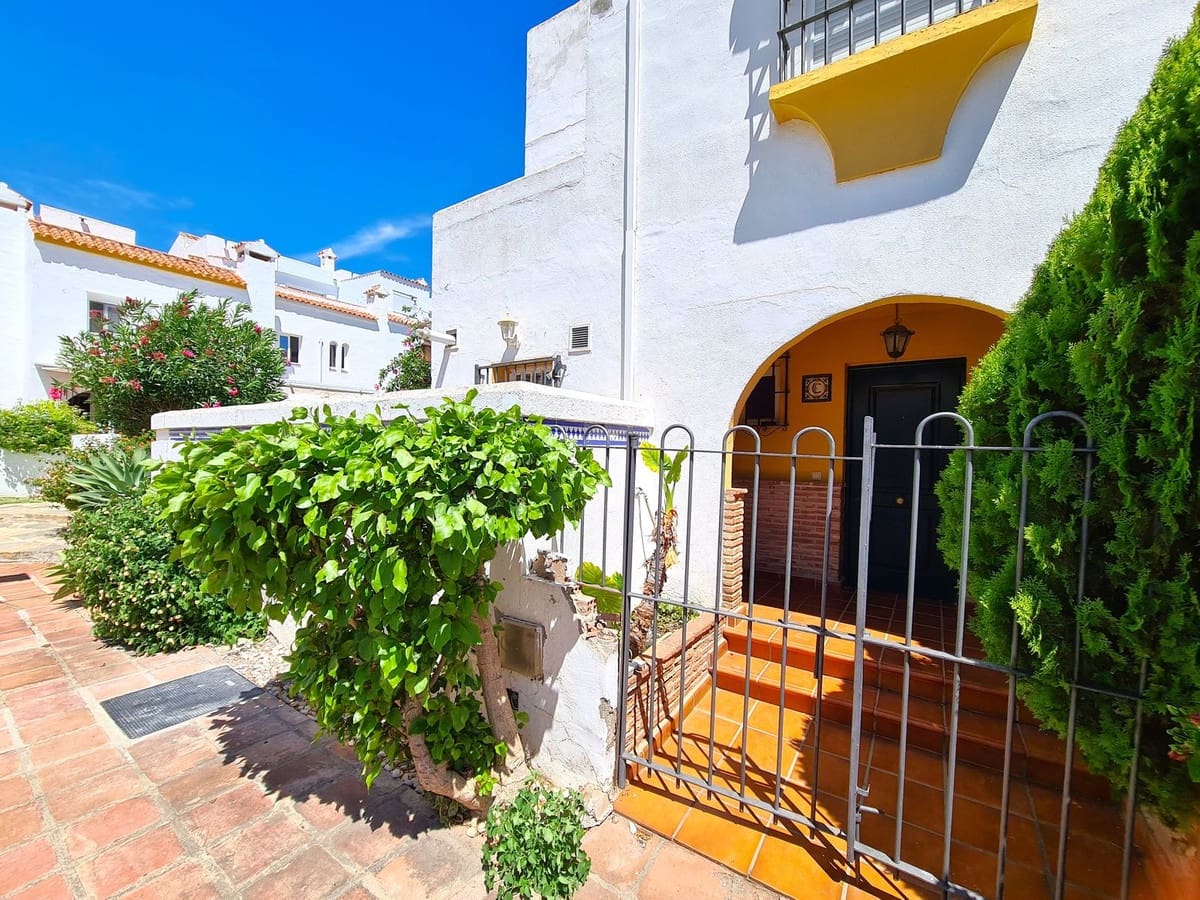 3 soverom Villa til salgs i Bahia de Casares med svømmebasseng - € 645 000 (Ref: 9185418)