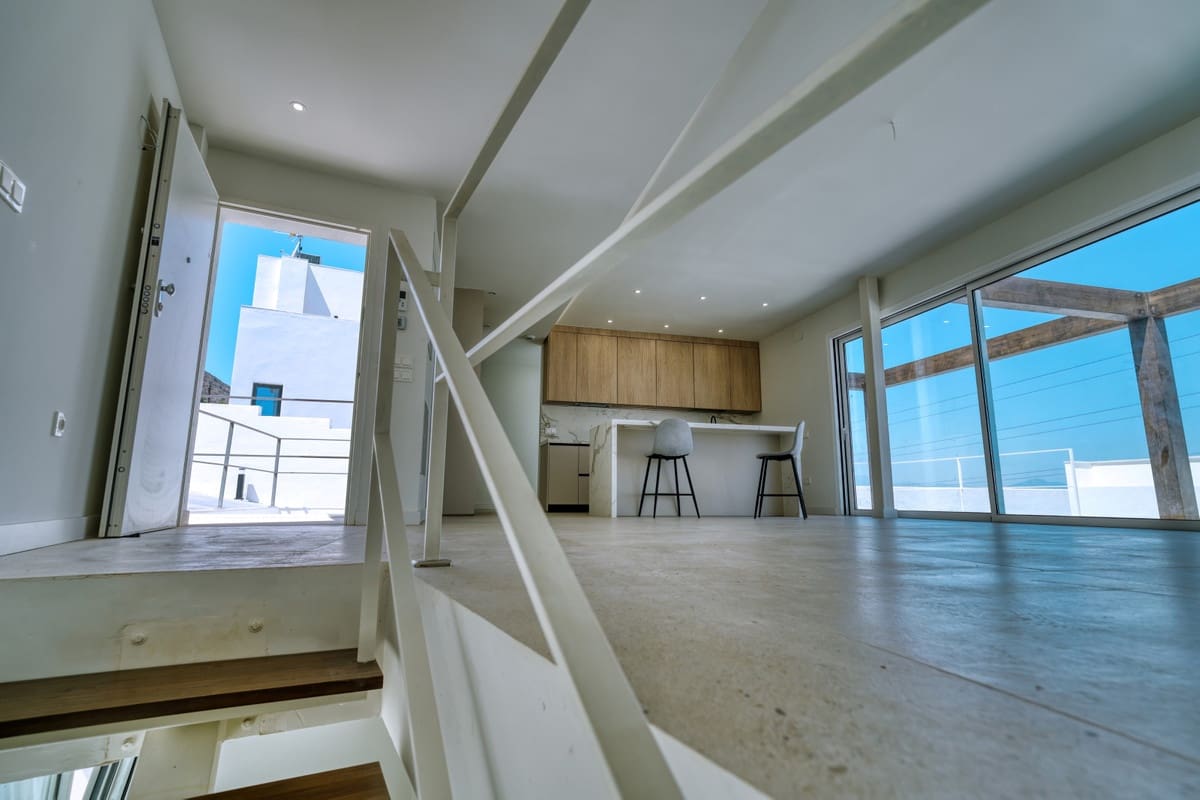 Chalet de 4 habitaciones en Alhaurín de la Torre en venta con piscina - 890.000 € (Ref: 9186884)