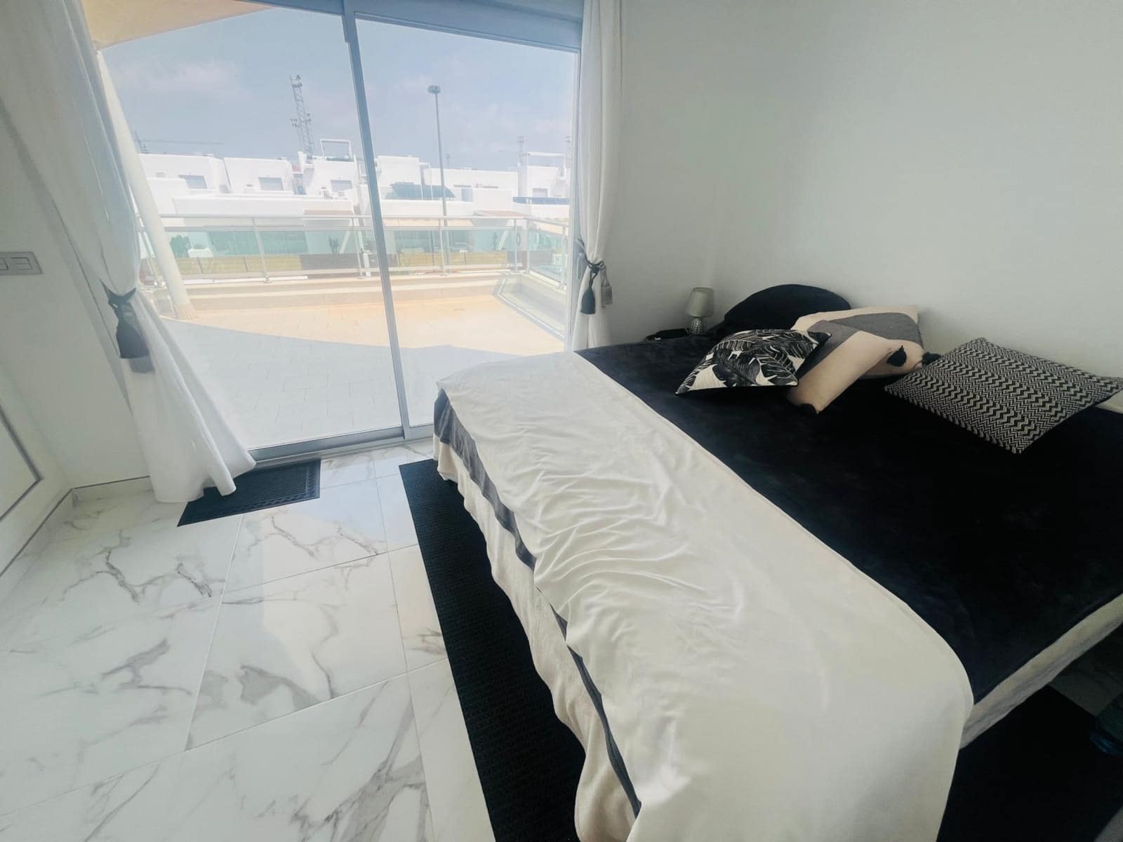 3 quarto Moradia para venda em Los Alcazares com piscina garagem - 375 900 € (Ref: 9188452)