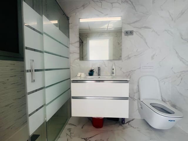 3 quarto Moradia para venda em Las Lomas de Rame - Bahía Bella, Los Alcázares com piscina garagem - 375 900 € (Ref: 9188452)