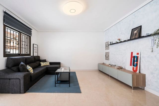 3 camera da letto Casa in vendita in San Miguel de Salinas con piscina garage - 229.000 € (Rif: 9188466)