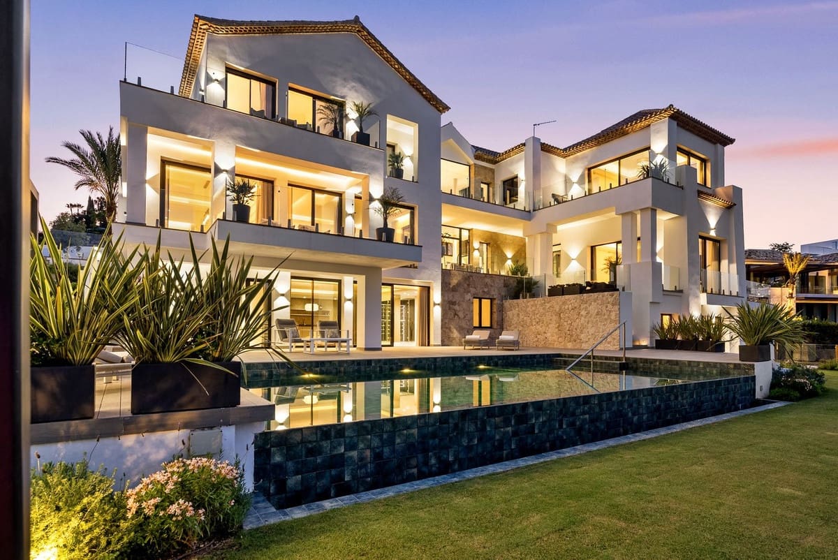 6 soveværelse Villa til salg i Los Flamingos med garage - € 7.995.000 (Ref: 9191057)