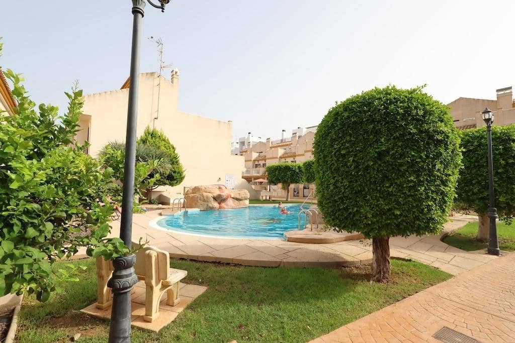 3 quarto Moradia para venda em Orihuela Costa com piscina - 255 000 € (Ref: 9195540)