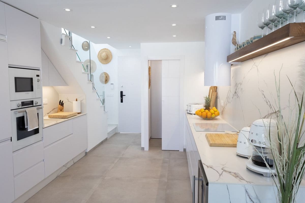 Chalet de 3 habitaciones en Santiago de la Ribera en venta con piscina garaje - 735.000 € (Ref: 9195548)