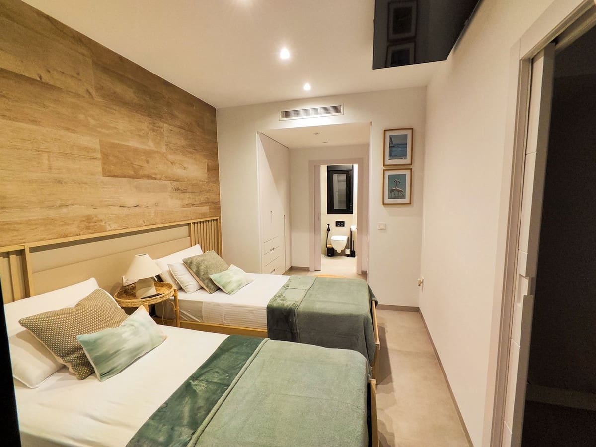 3 bedroom Villa for sale in Santiago de la Ribera with pool garage - € 715,000 (Ref: 9195548)