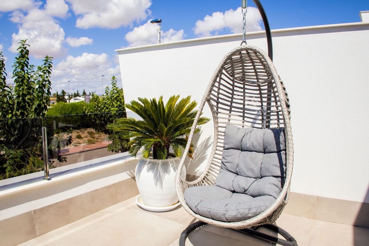 3 makuuhuone Huvila myytävänä paikassa Santiago de la Ribera mukana uima-altaan 
autotalli - 715 000 € (Ref: 9195548)