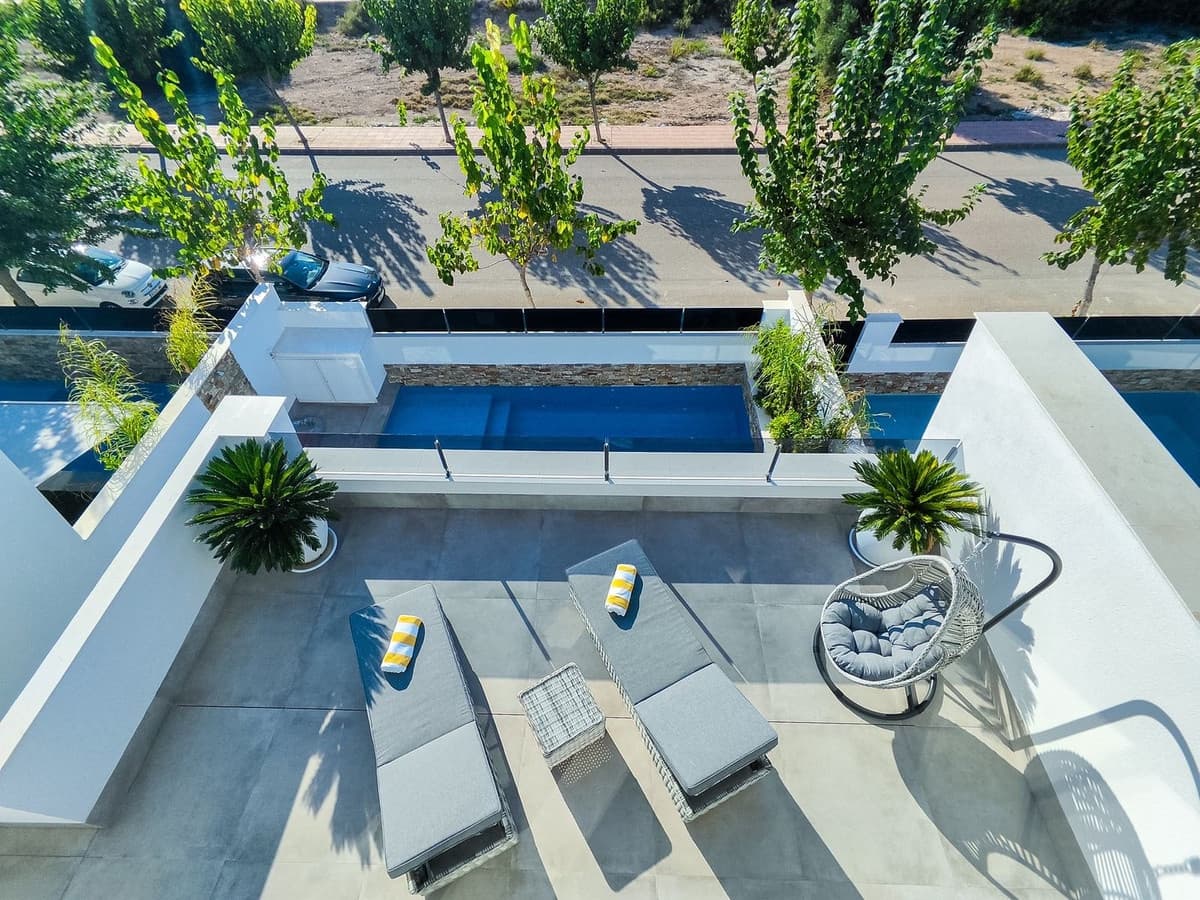 Chalet de 3 habitaciones en Santiago de la Ribera en venta con piscina garaje - 685.000 € (Ref: 9195548)