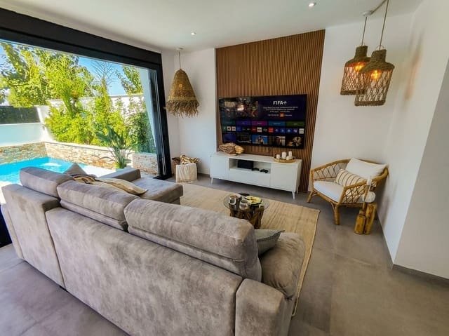 3 quarto Moradia para venda em Santiago de la Ribera, San Javier com piscina garagem - 670 000 € (Ref: 9195548)