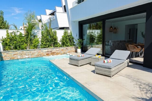 3 quarto Moradia para venda em Santiago de la Ribera, San Javier com piscina garagem - 670 000 € (Ref: 9195548)