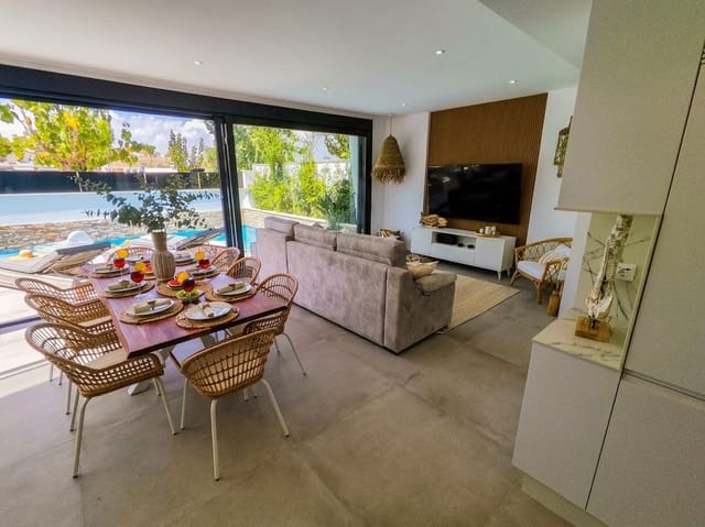 3 quarto Moradia para venda em Santiago de la Ribera, San Javier com piscina garagem - 670 000 € (Ref: 9195548)