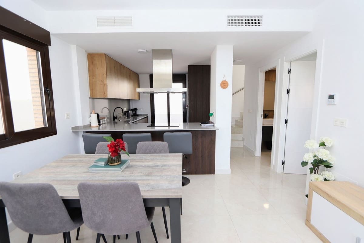 3 camera da letto Villa in vendita in Villamartin con piscina garage - 269.995 € (Rif: 9197744)