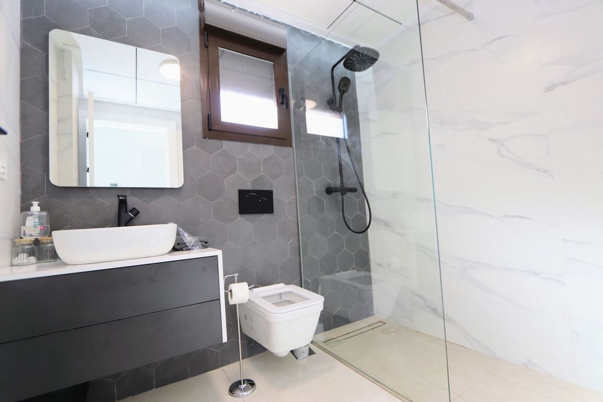 3 camera da letto Villa in vendita in Villamartin con piscina garage - 269.995 € (Rif: 9197744)