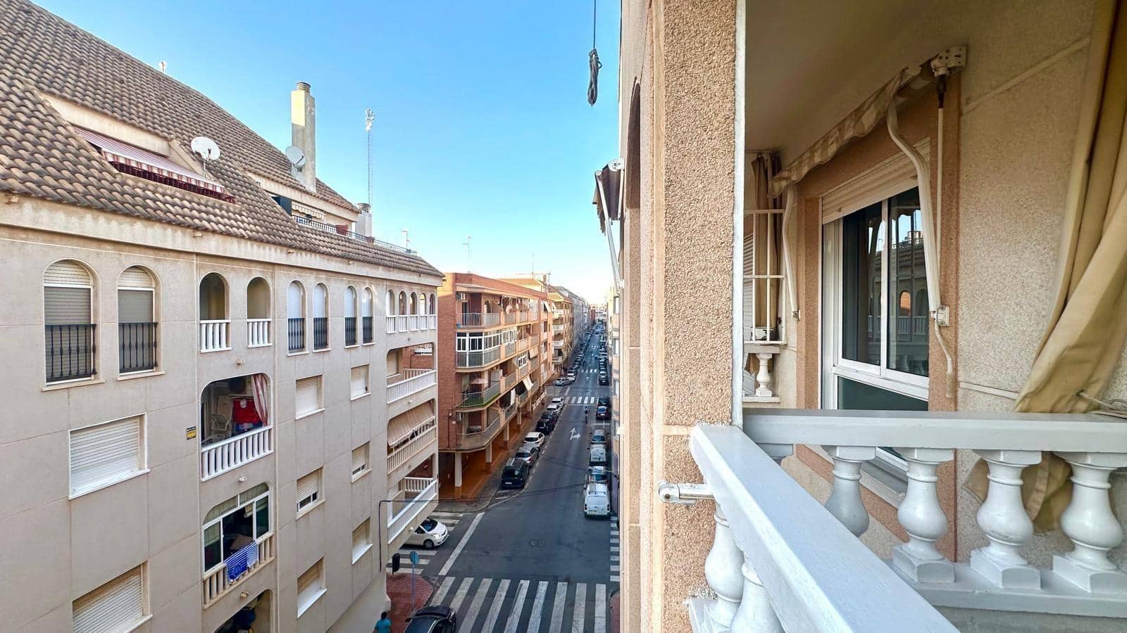 Apartamento de 2 habitaciones en Torrevieja en venta - 169.900 € (Ref: 9199368)