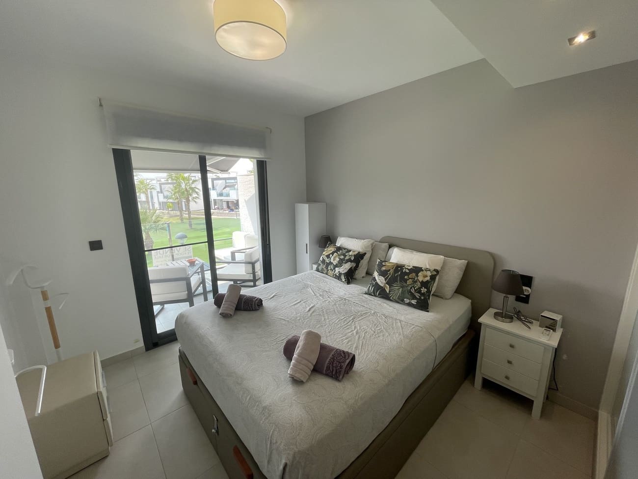 2 soveværelse Lejlighed til salg i Guardamar del Segura med swimmingpool garage - € 234.900 (Ref: 9200987)