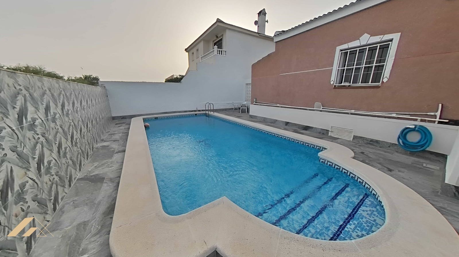 3 bedroom Villa for sale in Torrevieja - € 324,500 (Ref: 9202434)