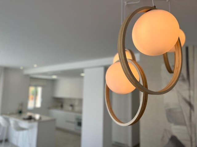 3 makuuhuone Huoneisto myytävänä paikassa Torreblanca, Torrevieja mukana uima-altaan - 349 900 € (Ref: 9204509)