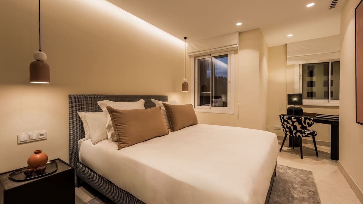 3 camera da letto Appartamento in vendita in New Golden Mile con piscina - 2.395.000 € (Rif: 9204511)