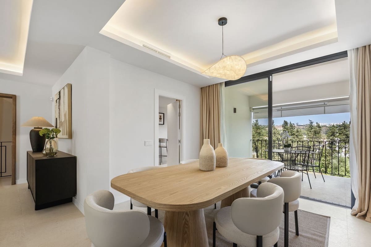 4 bedroom Townhouse for sale in Nueva Andalucia - € 1,850,000 (Ref: 9204512)