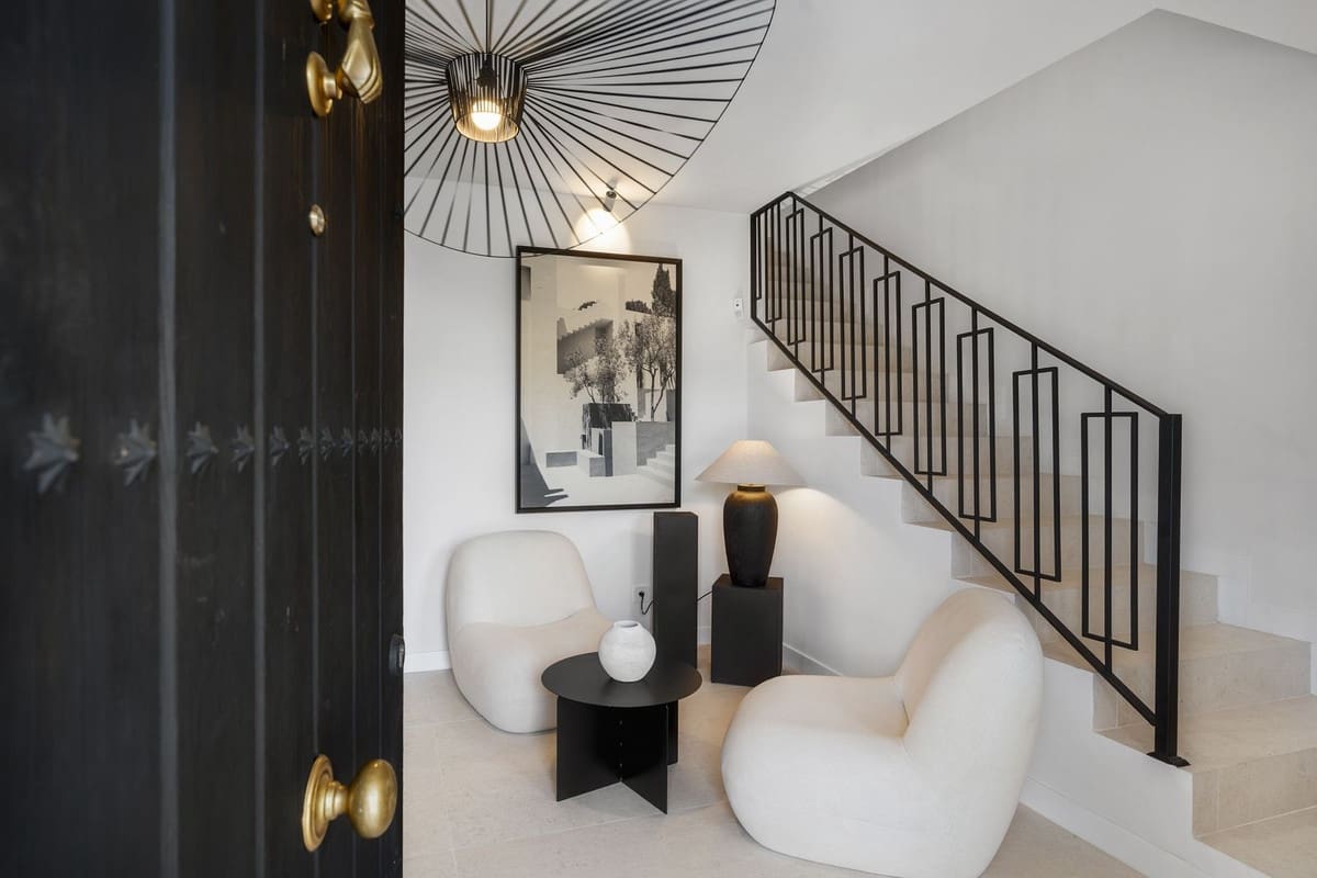 4 bedroom Townhouse for sale in Nueva Andalucia - € 1,850,000 (Ref: 9204512)