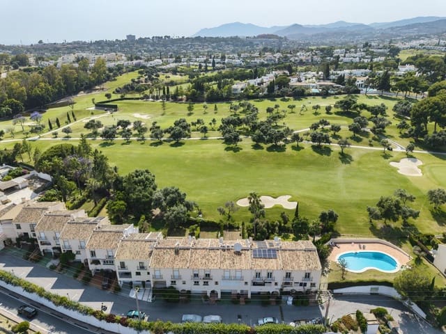 4 sovrum Villa till salu i Los Naranjos, Marbella med pool - 1 650 000 € (Ref: 9204512)