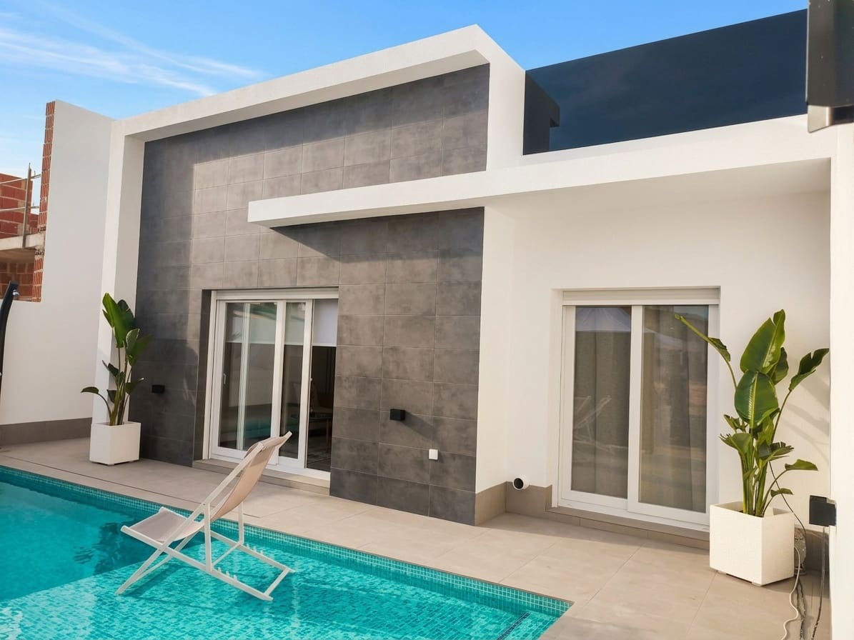 3 bedroom Bungalow for sale in Balsicas with pool - € 330,000 (Ref: 9206427)