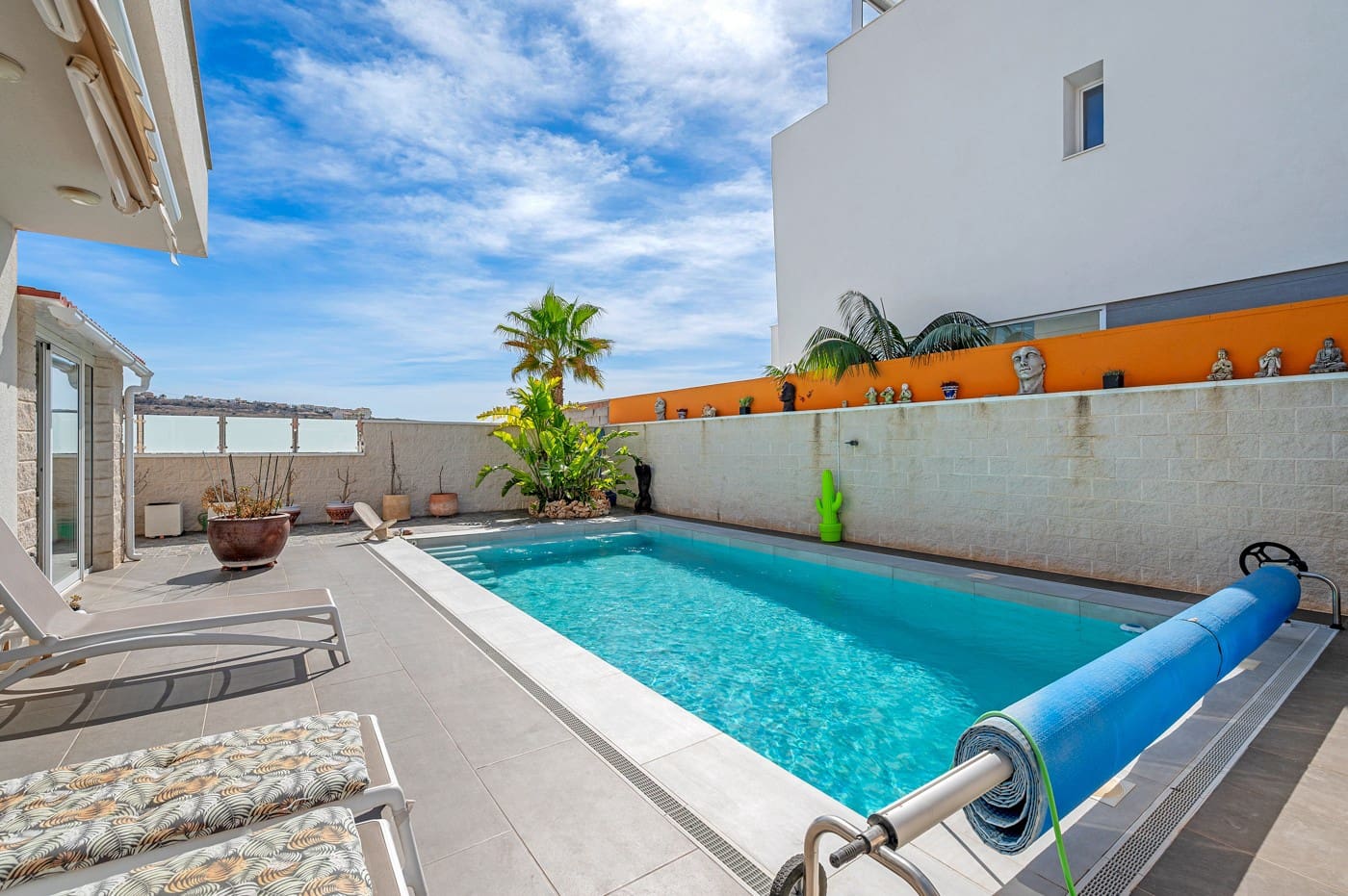 2 bedroom Villa for sale in Benijofar with pool garage - € 435,000 (Ref: 9206432)