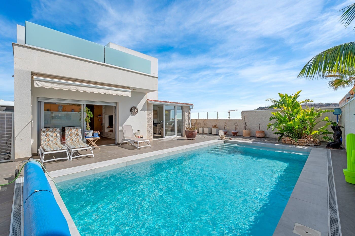 2 bedroom Villa for sale in Benijofar with pool garage - € 435,000 (Ref: 9206432)