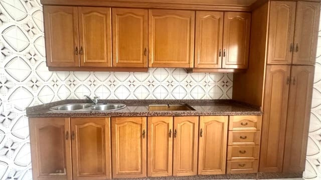 3 bedroom Apartment for sale in Torrevieja - € 179,000 (Ref: 9206434)