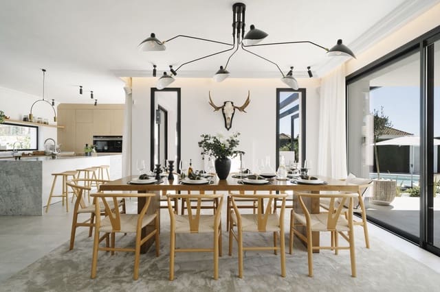 5 soveværelse Villa til salg i Los Naranjos, Marbella - € 3.495.000 (Ref: 9206444)