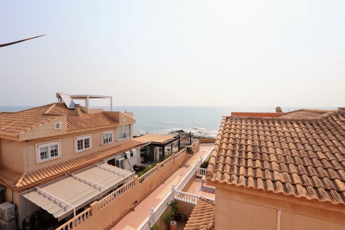 3 sovrum Semi-fristående Villa till salu i Torrevieja - 445 000 € (Ref: 9206450)