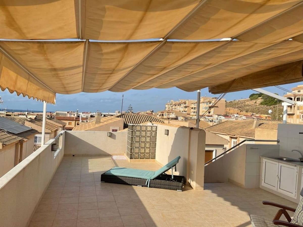 3 sovrum Semi-fristående Villa till salu i Torrevieja - 445 000 € (Ref: 9206450)