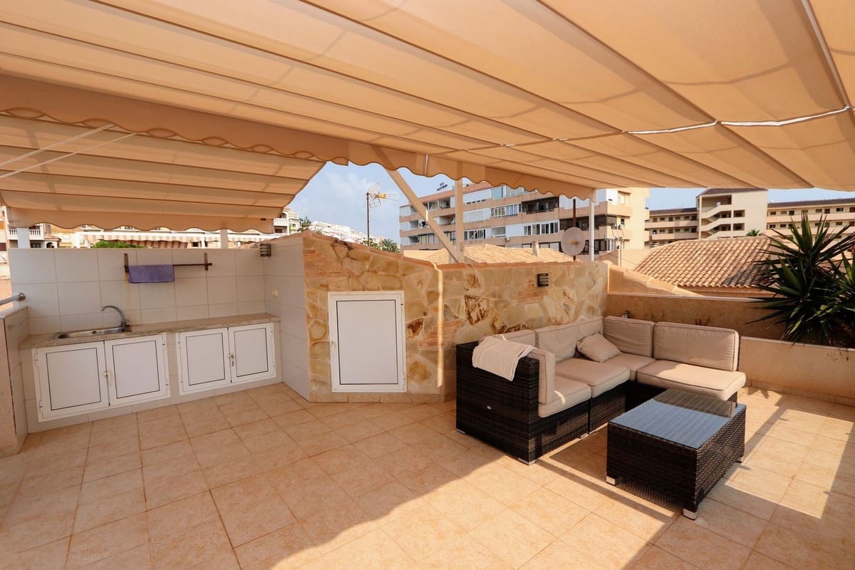 3 slaapkamer Halfvrijstaande villa te koop in Torrevieja - € 445.000 (Ref: 9206450)