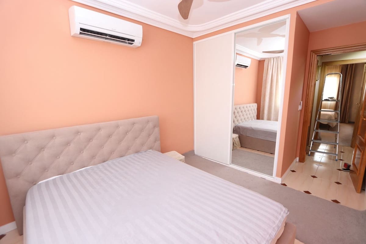 3 makuuhuone Paritalo myytävänä paikassa Torrevieja - 445 000 € (Ref: 9206450)