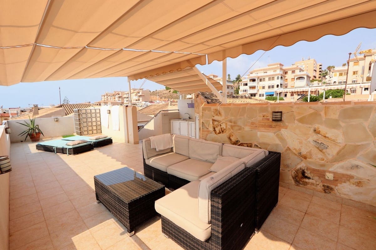 3 soverom Kjedet enebolig til salgs i Torrevieja - € 445 000 (Ref: 9206450)