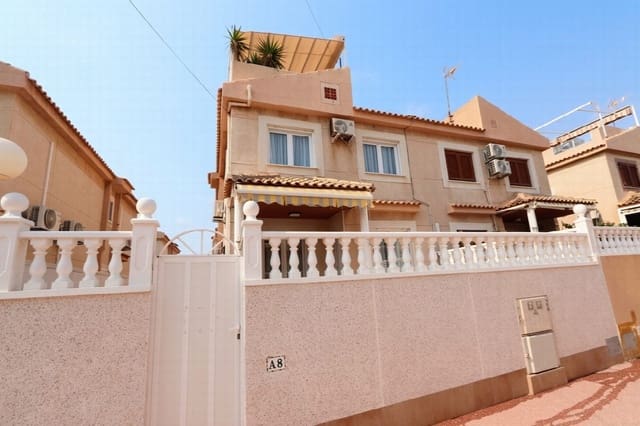 3 soverom Kjedet enebolig til salgs i Torrevieja - € 445 000 (Ref: 9206450)