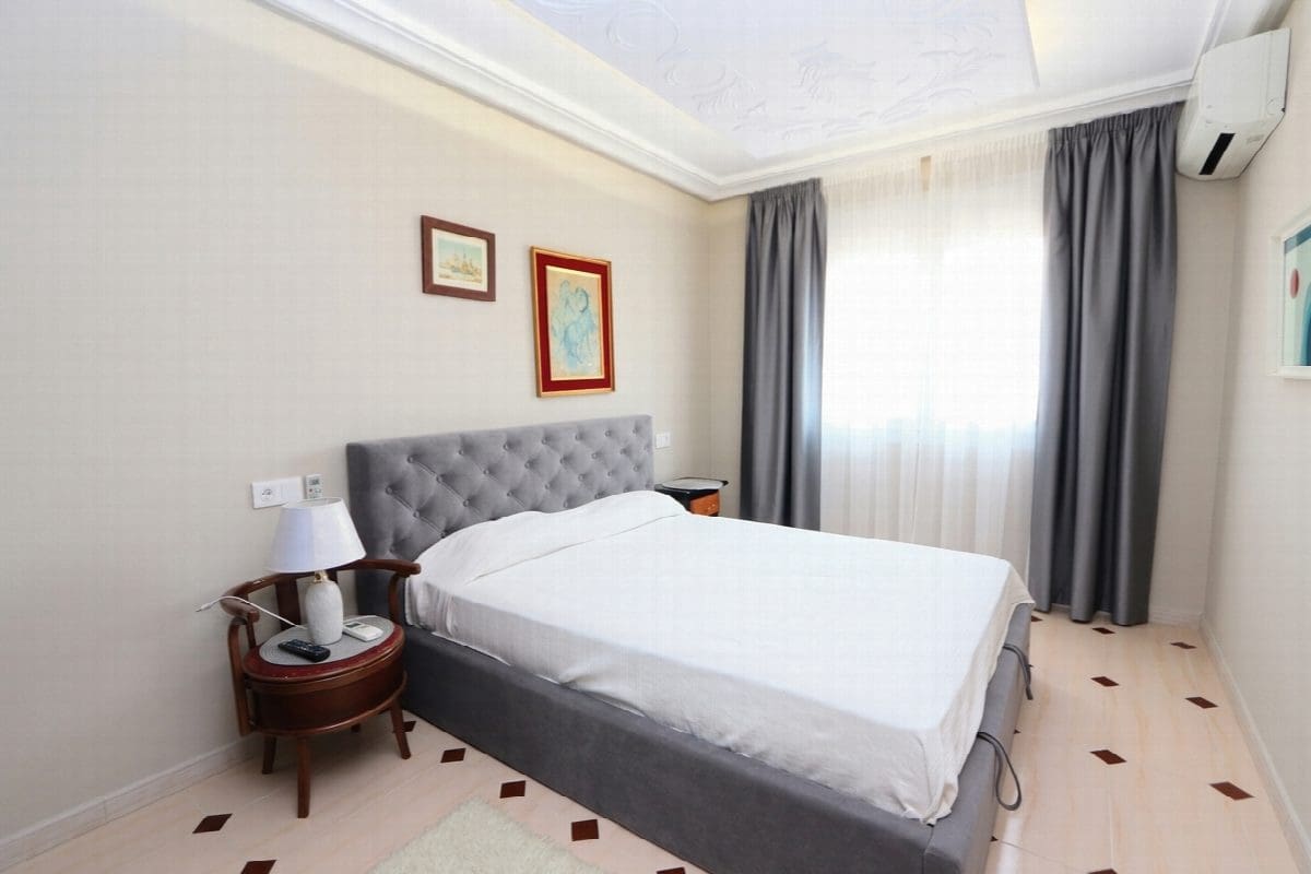 3 soverom Kjedet enebolig til salgs i Torrevieja - € 445 000 (Ref: 9206450)