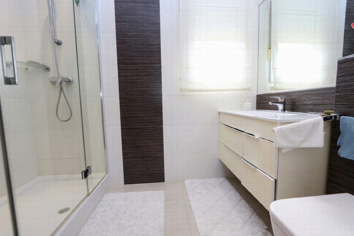 3 soverom Kjedet enebolig til salgs i Torrevieja - € 445 000 (Ref: 9206450)