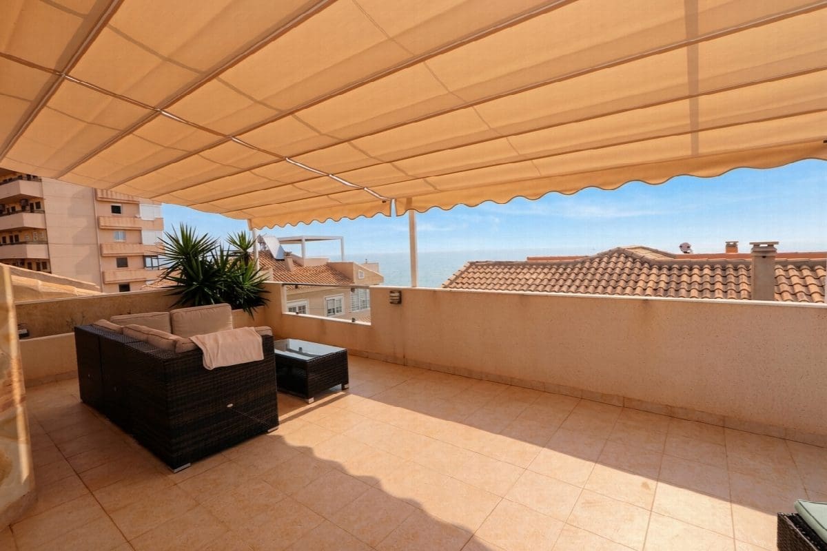 3 soverom Kjedet enebolig til salgs i Torrevieja - € 445 000 (Ref: 9206450)