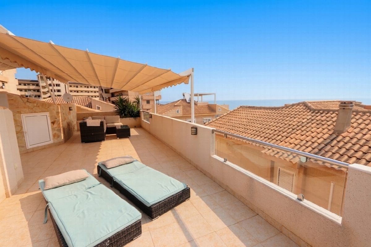 3 soverom Kjedet enebolig til salgs i Torrevieja - € 445 000 (Ref: 9206450)