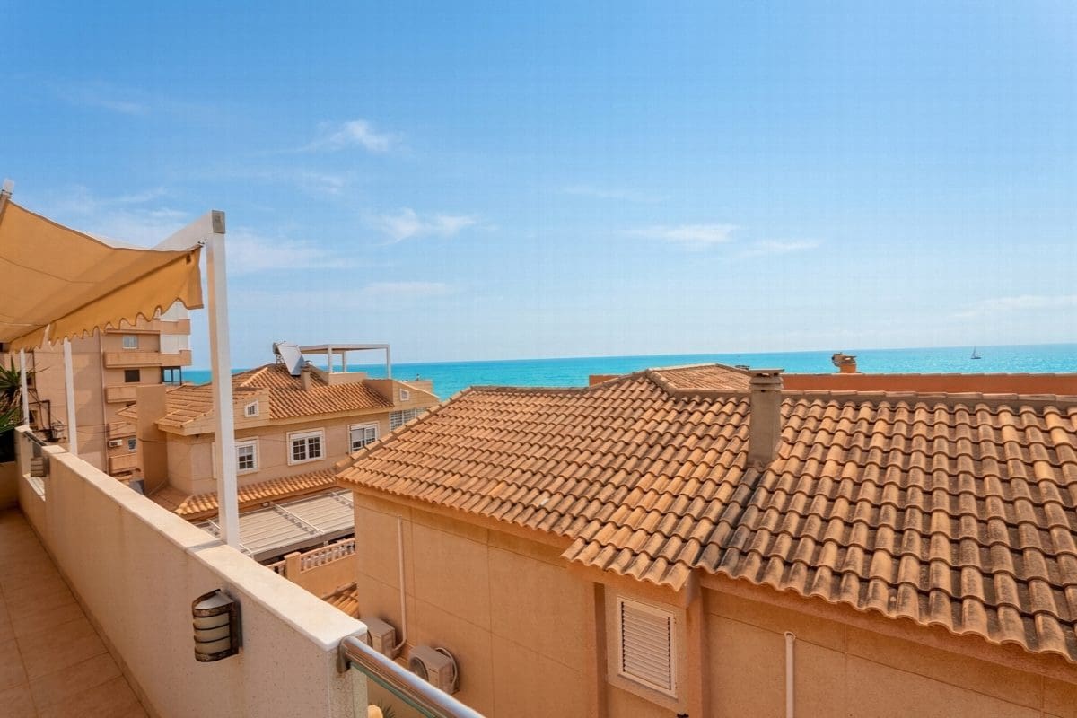 3 soverom Kjedet enebolig til salgs i Torrevieja - € 445 000 (Ref: 9206450)