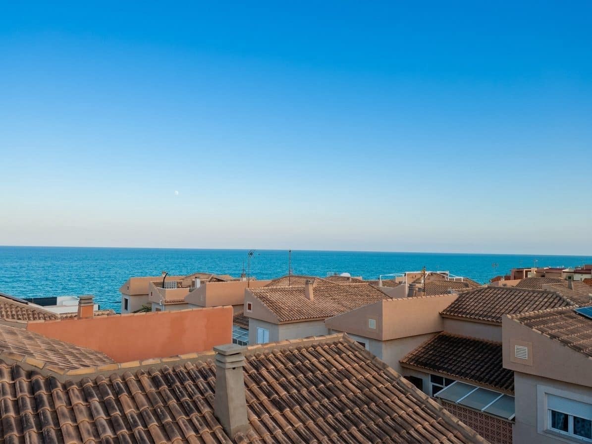 3 soverom Kjedet enebolig til salgs i Torrevieja - € 445 000 (Ref: 9206450)