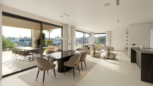 4 bedroom Villa for sale in El Paraiso, Estepona with pool - € 2,650,000 (Ref: 9215043)