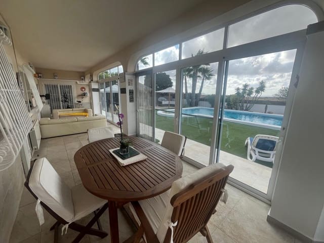 6 soveværelse Villa til salg i Gea y Truyols, Murcia by med swimmingpool garage - € 569.950 (Ref: 9215046)