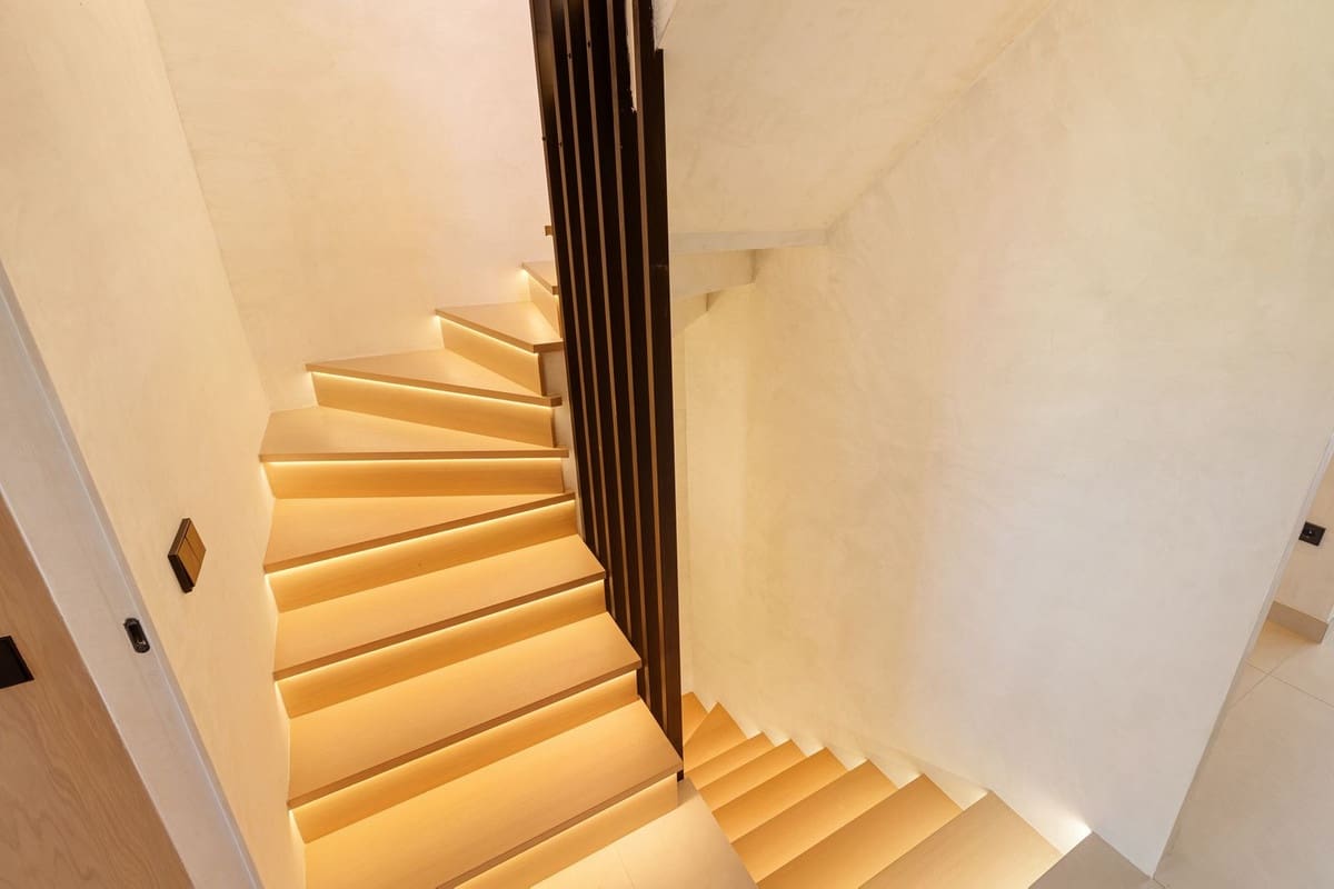 Casa de 4 habitaciones en Golden Mile en venta - 2.150.000 € (Ref: 9215055)