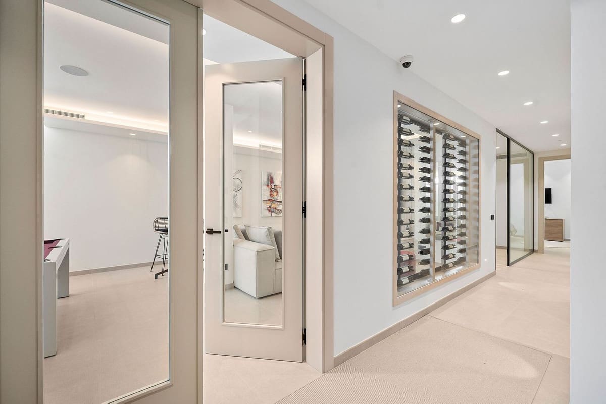 4 sovrum Villa till salu i Nueva Andalucia - 3 950 000 € (Ref: 9215056)